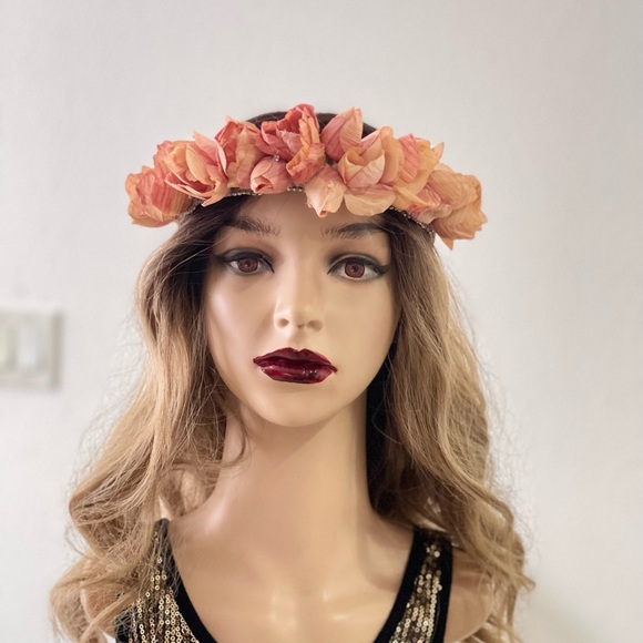 BRIDAL headpiece - Picture 2 of 16